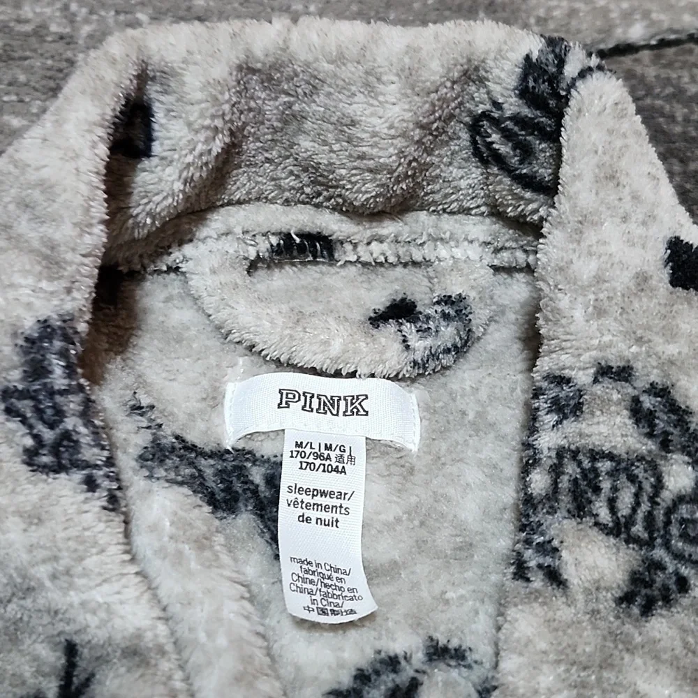 VS PINK 2019 COZY FLEECE MONOGRAM ROBE GRAY & BLUE M/L
